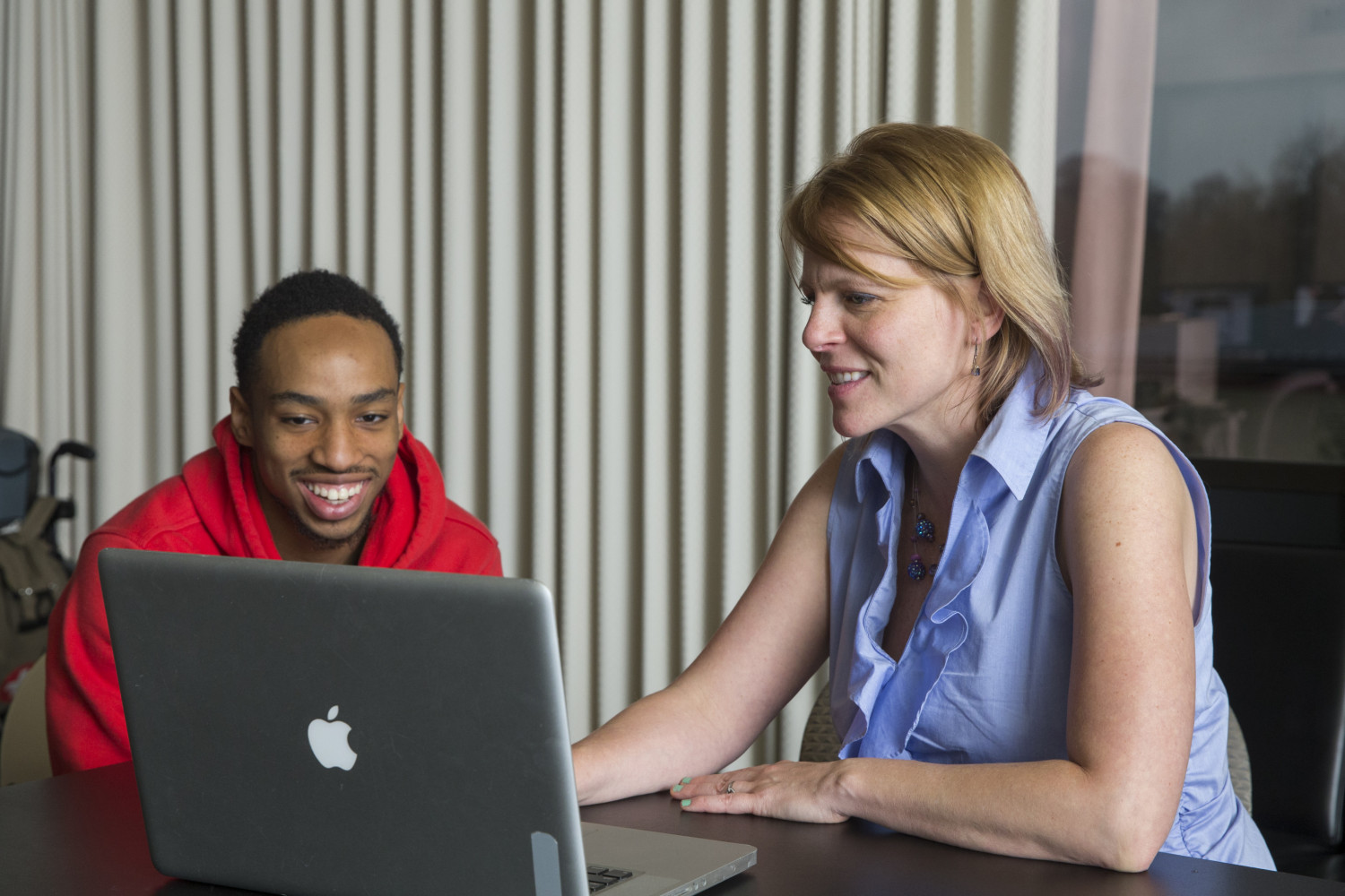 Professor Laura Huaracha (graphic design)